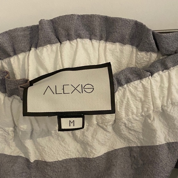 Alexis Striped Romper - Picture 2 of 2